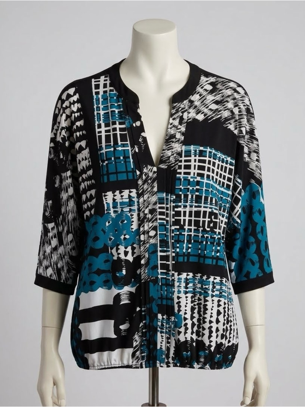 Alfani Black, White & Teal Abstract Print Top